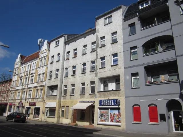 renovierte und bezugsfertige 1 Zimmer DG-Wohnung in Berlin Adlershof — photo 1